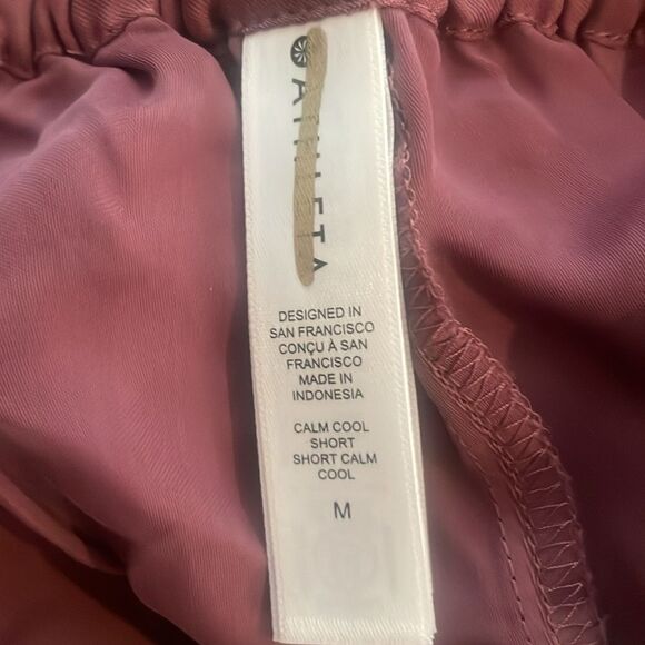 NWT Athleta Calm Cool Short Tawny Rose Medium - Picture 8 of 8